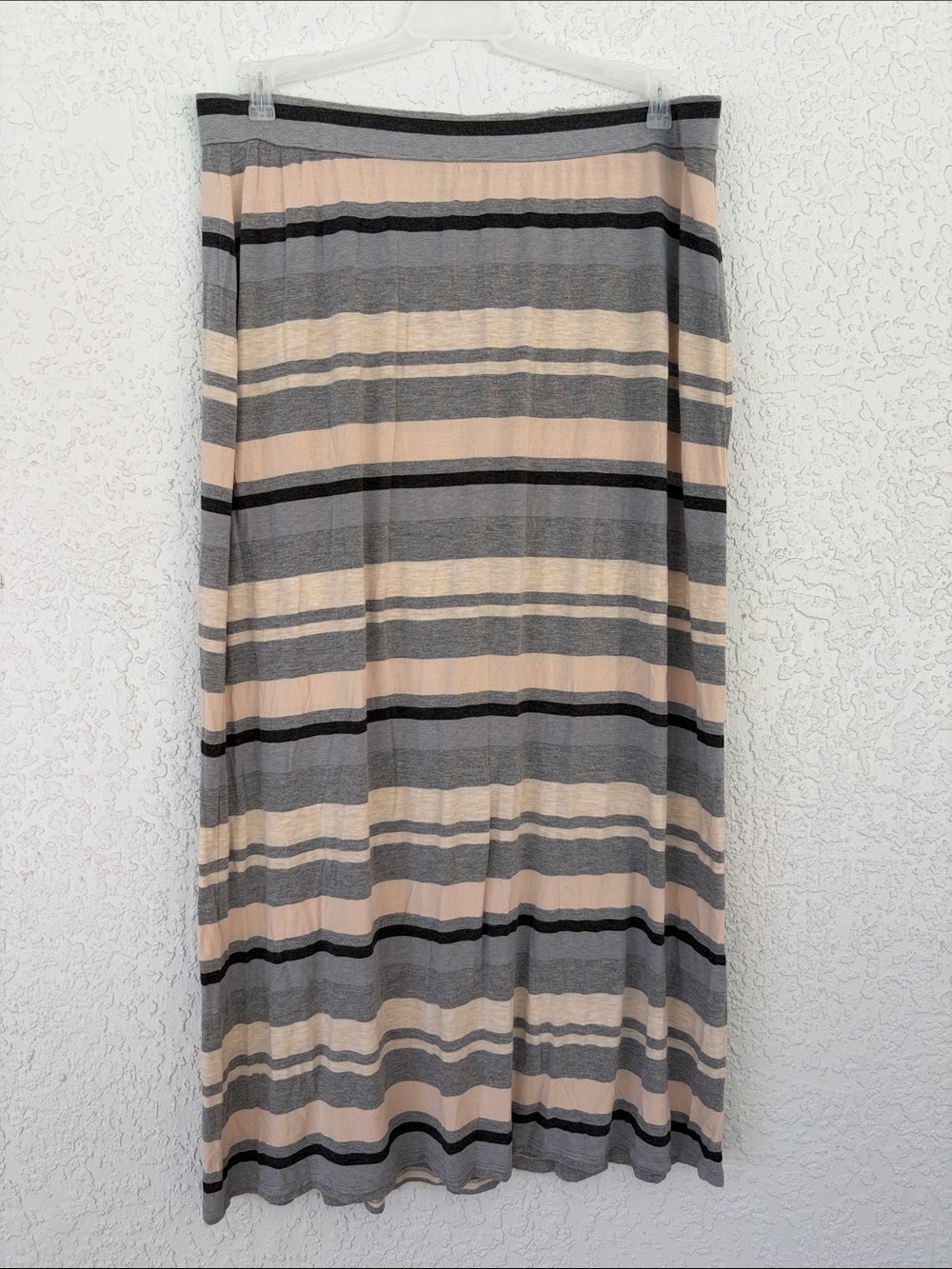 Jessica Simpson Striped Maxi Skirt in Gray, Cream and Black size 1X